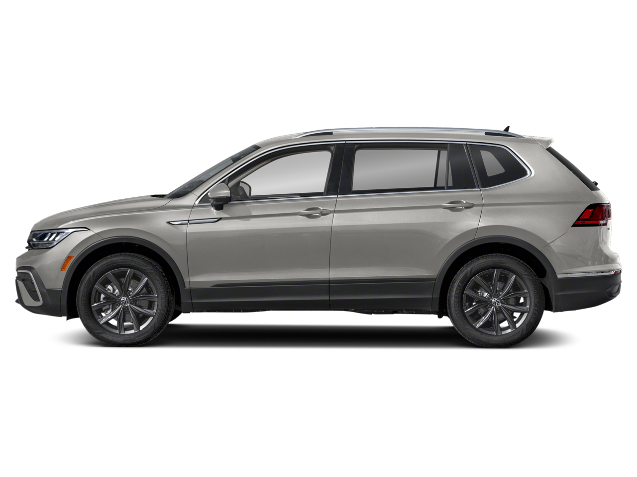 2023 Volkswagen Tiguan SE photo 2