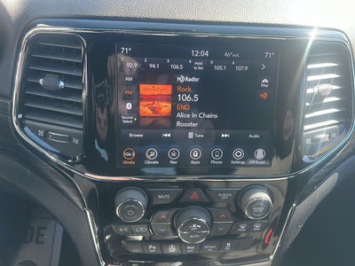 2020 Jeep Grand Cherokee Laredo E