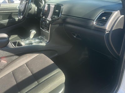 2020 Jeep Grand Cherokee Laredo E