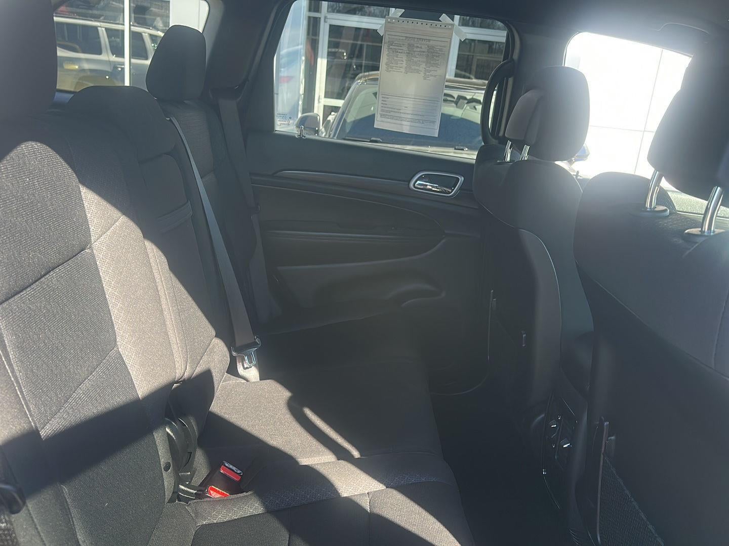 2020 Jeep Grand Cherokee Laredo E