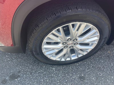 2025 GMC Acadia Elevation