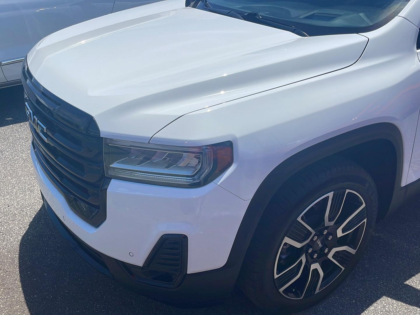 2021 GMC Acadia SLT