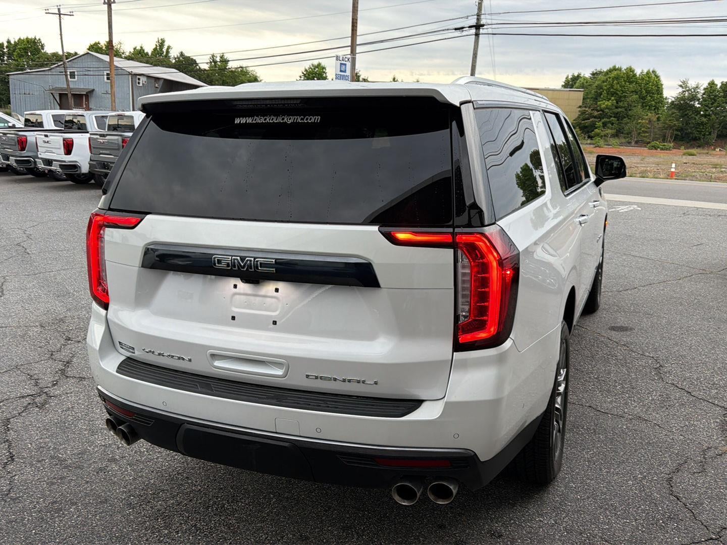 2023 GMC Yukon XL Denali Ultimate