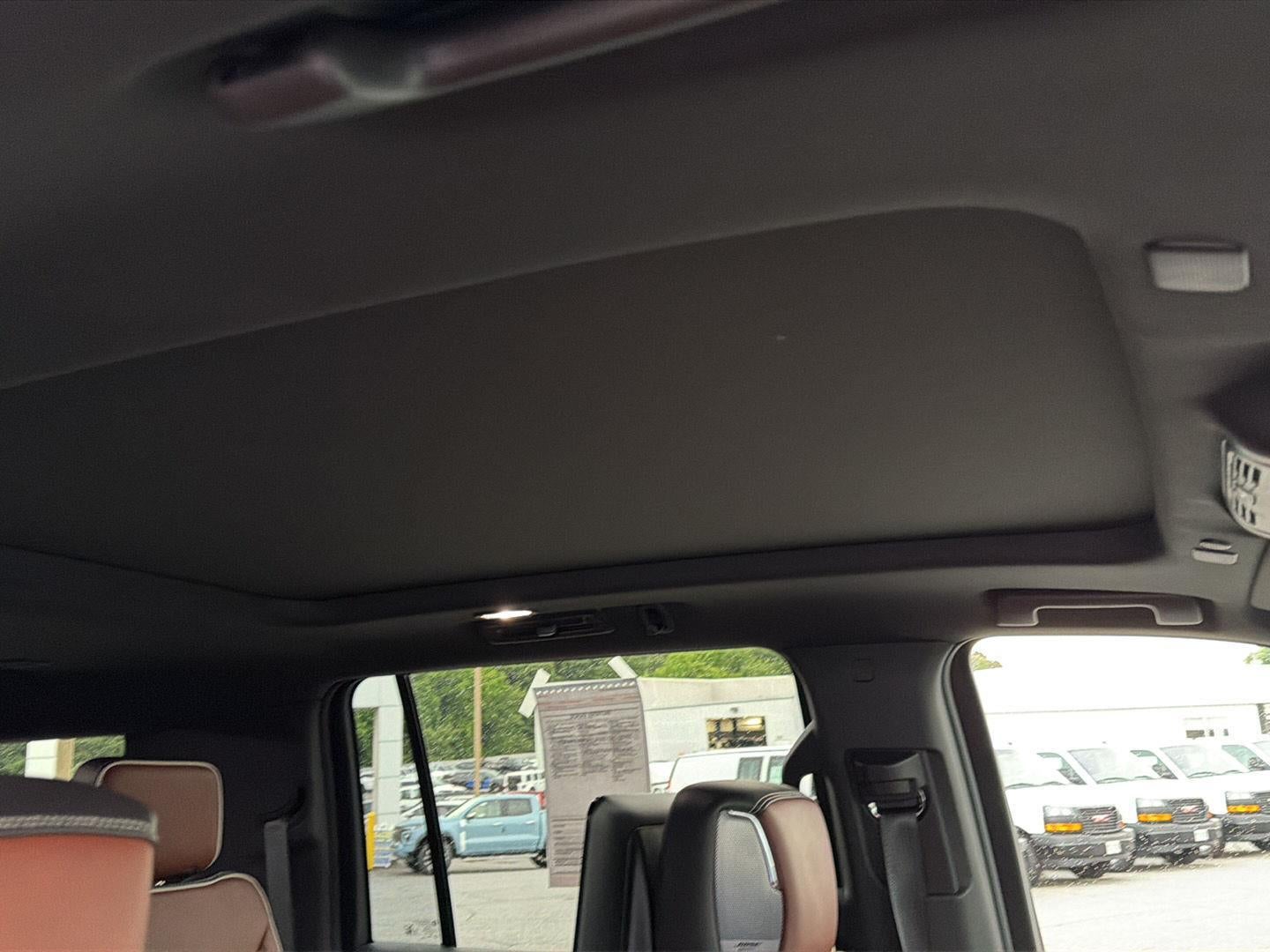 2023 GMC Yukon XL Denali Ultimate