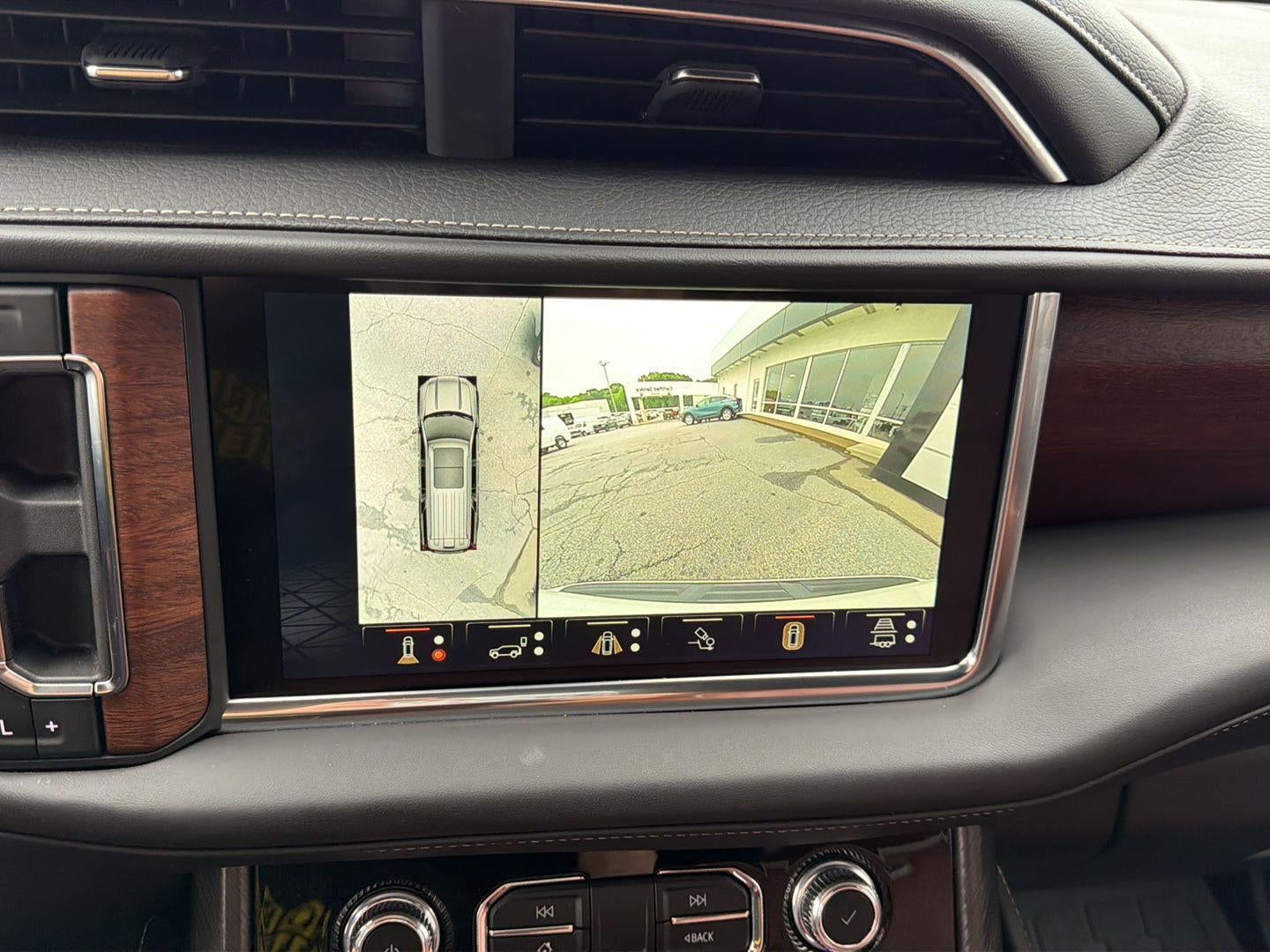 2024 GMC Yukon XL Denali Ultimate