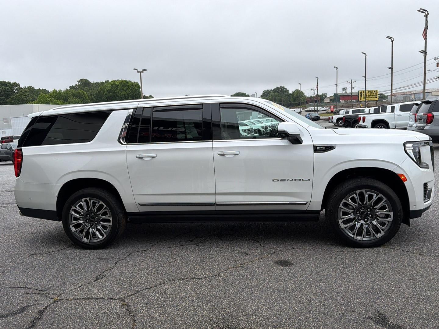2024 GMC Yukon XL Denali Ultimate