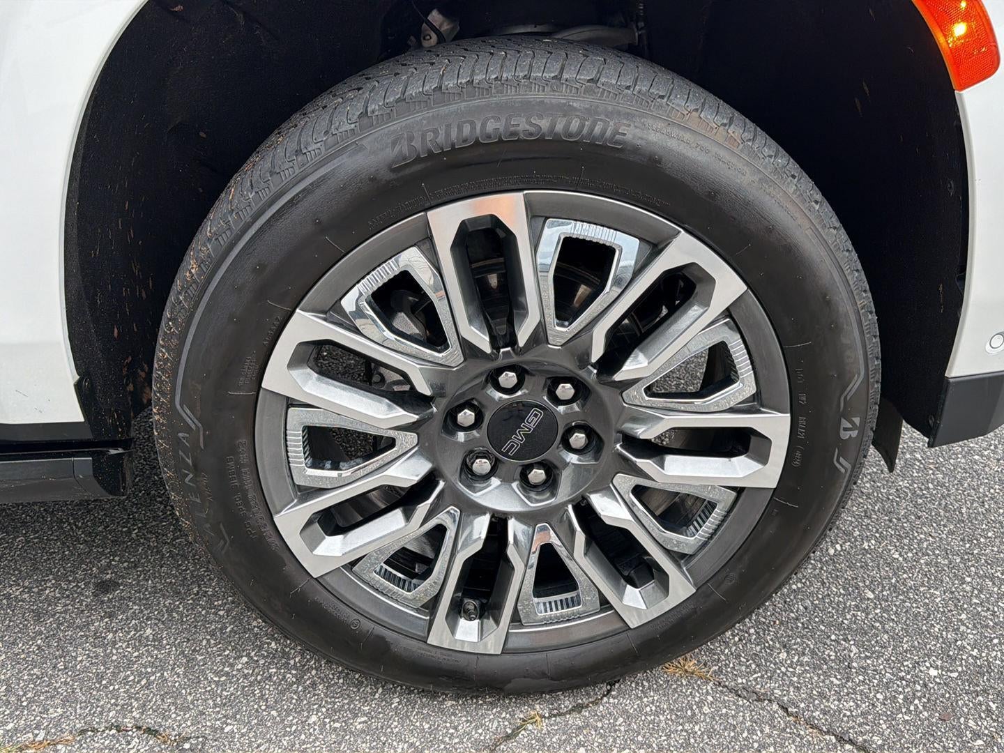 2024 GMC Yukon XL Denali Ultimate