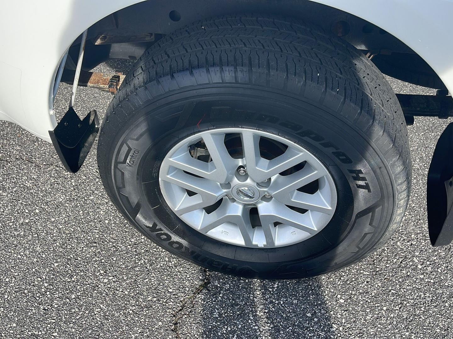 2020 Nissan Frontier SV