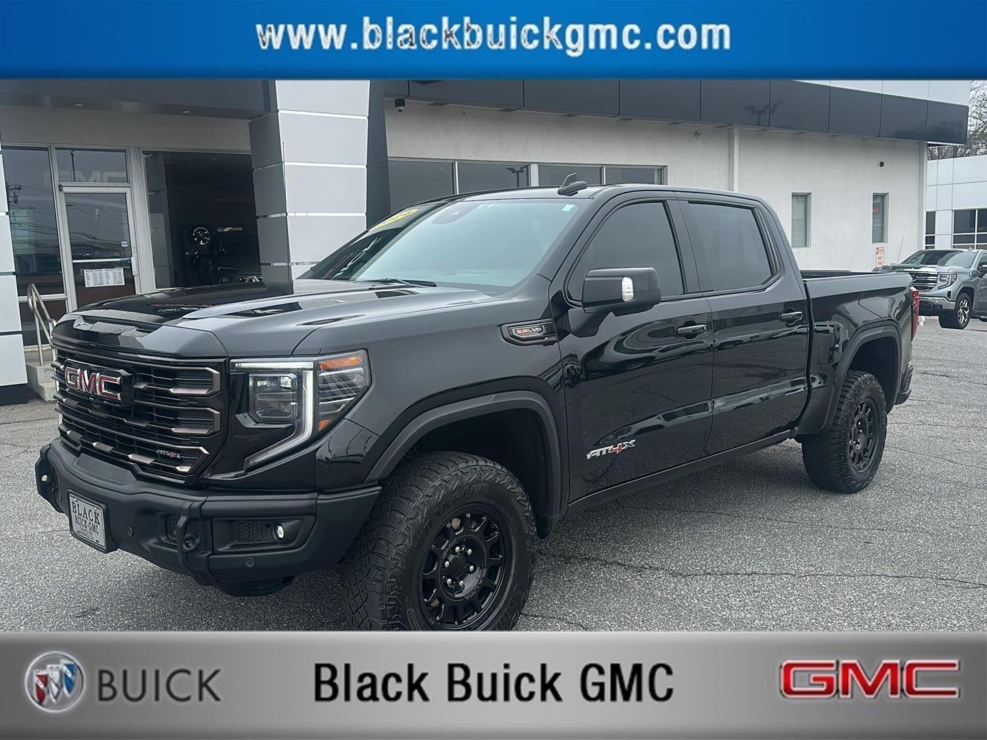 2024 GMC Sierra 1500 AT4X