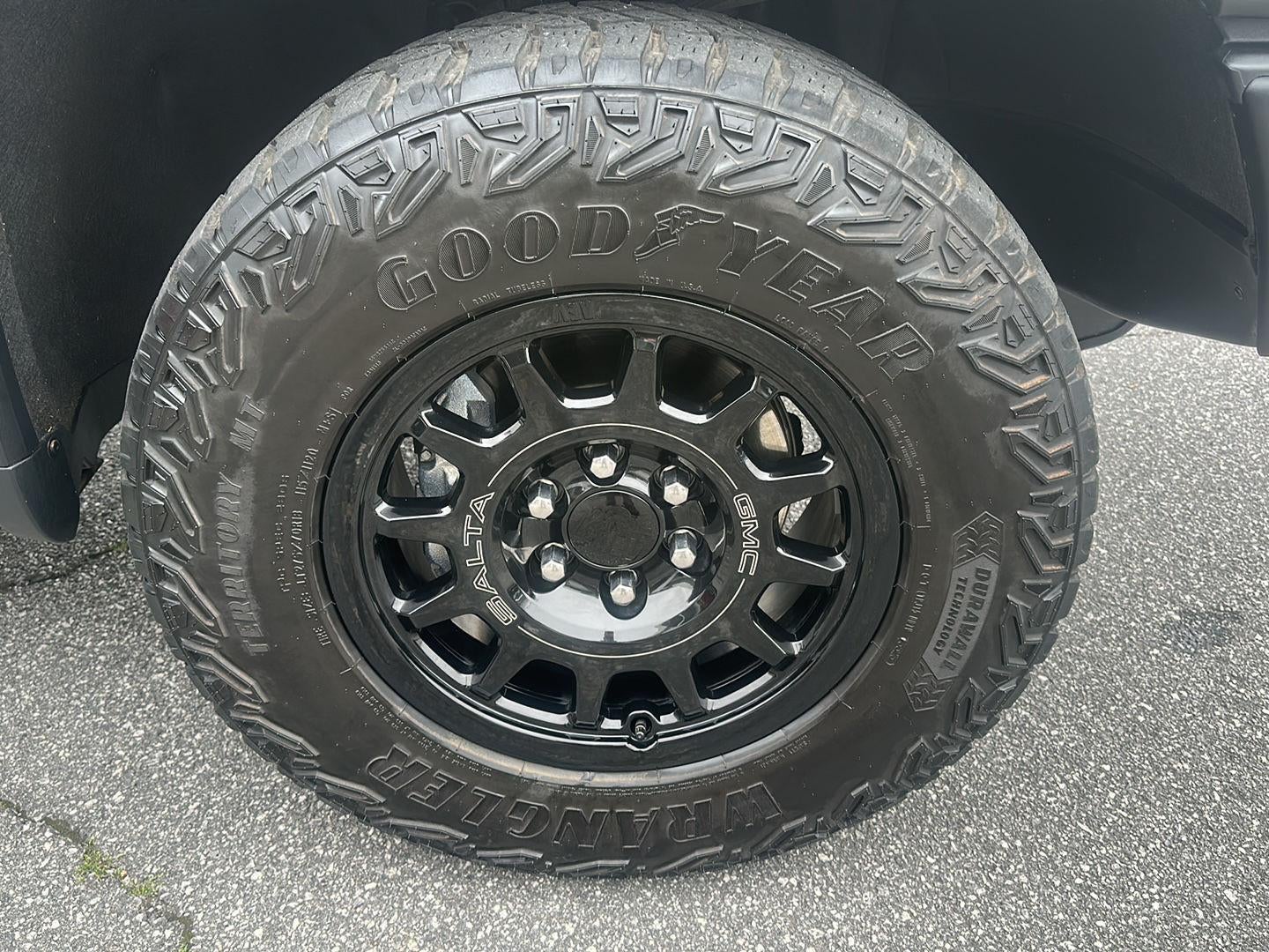 2024 GMC Sierra 1500 AT4X