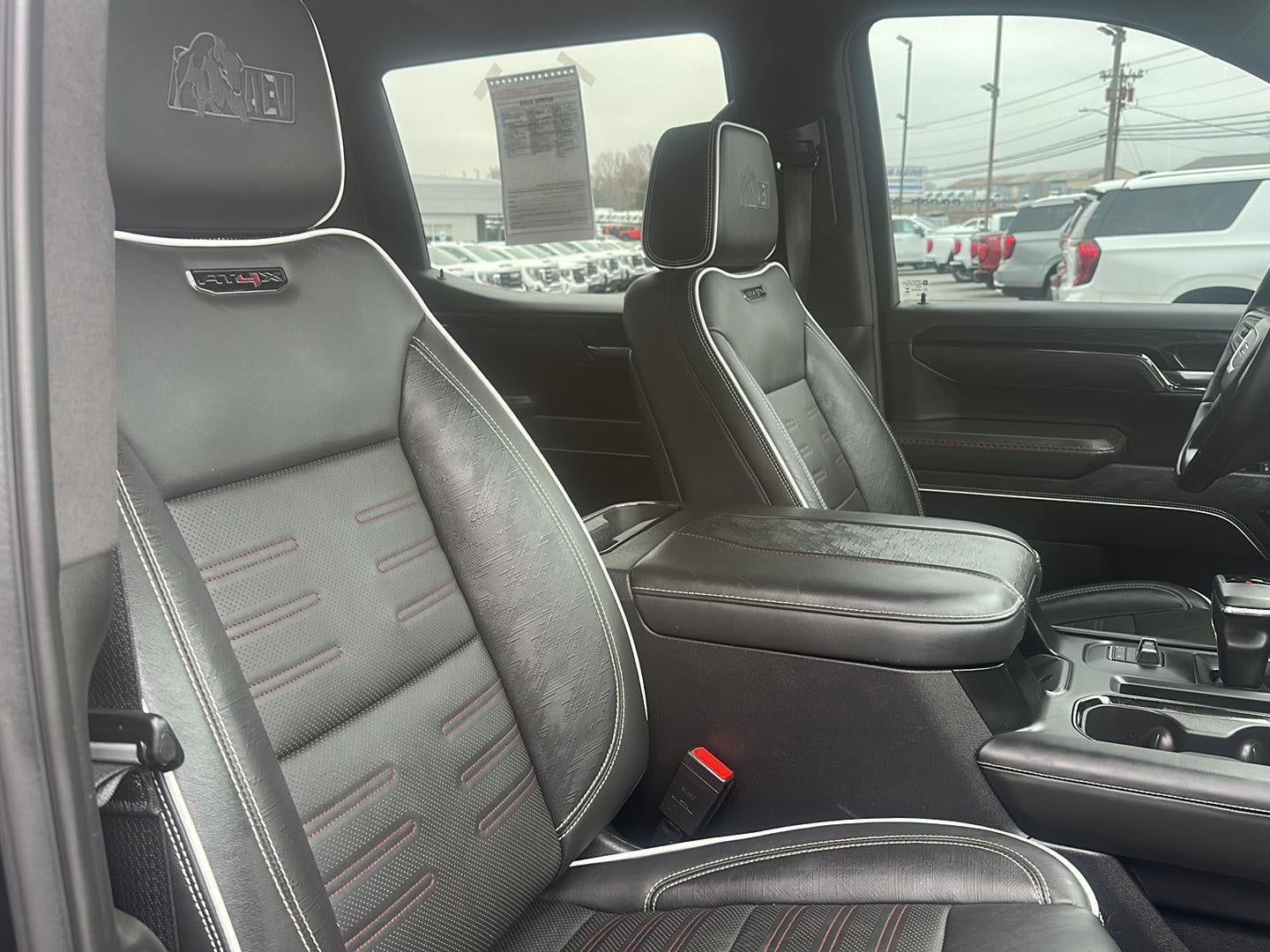 2024 GMC Sierra 1500 AT4X