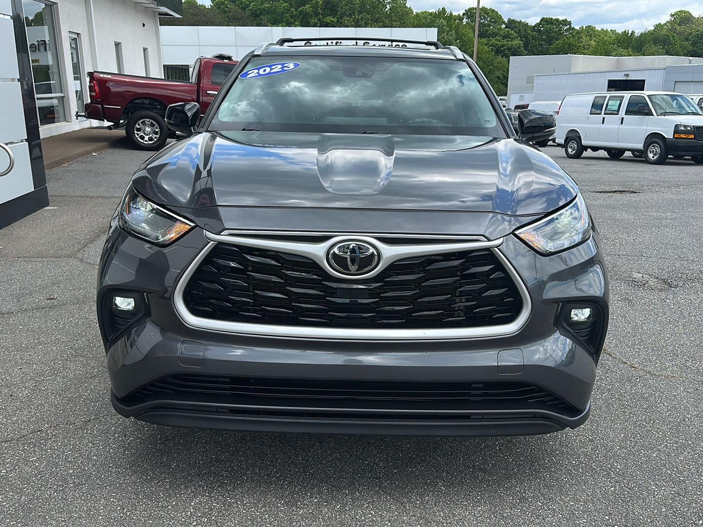 2023 Toyota Highlander L
