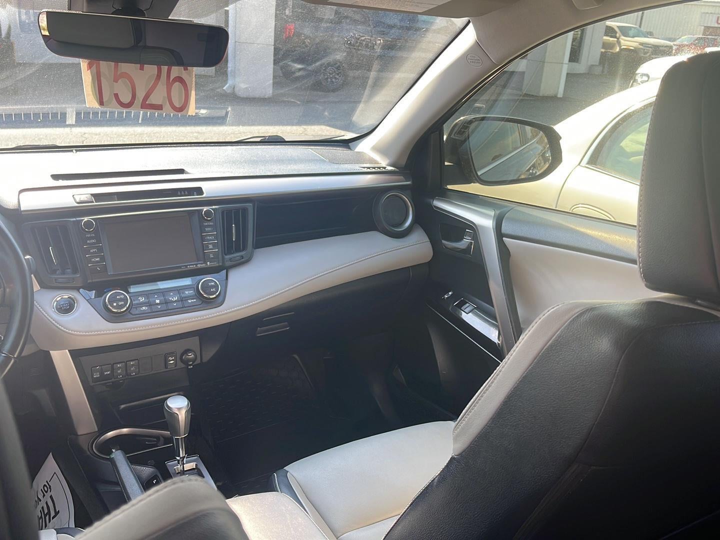 2017 Toyota RAV4 Limited