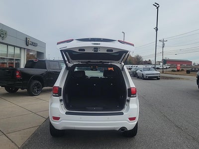 2022 Jeep Grand Cherokee Laredo X 4x2