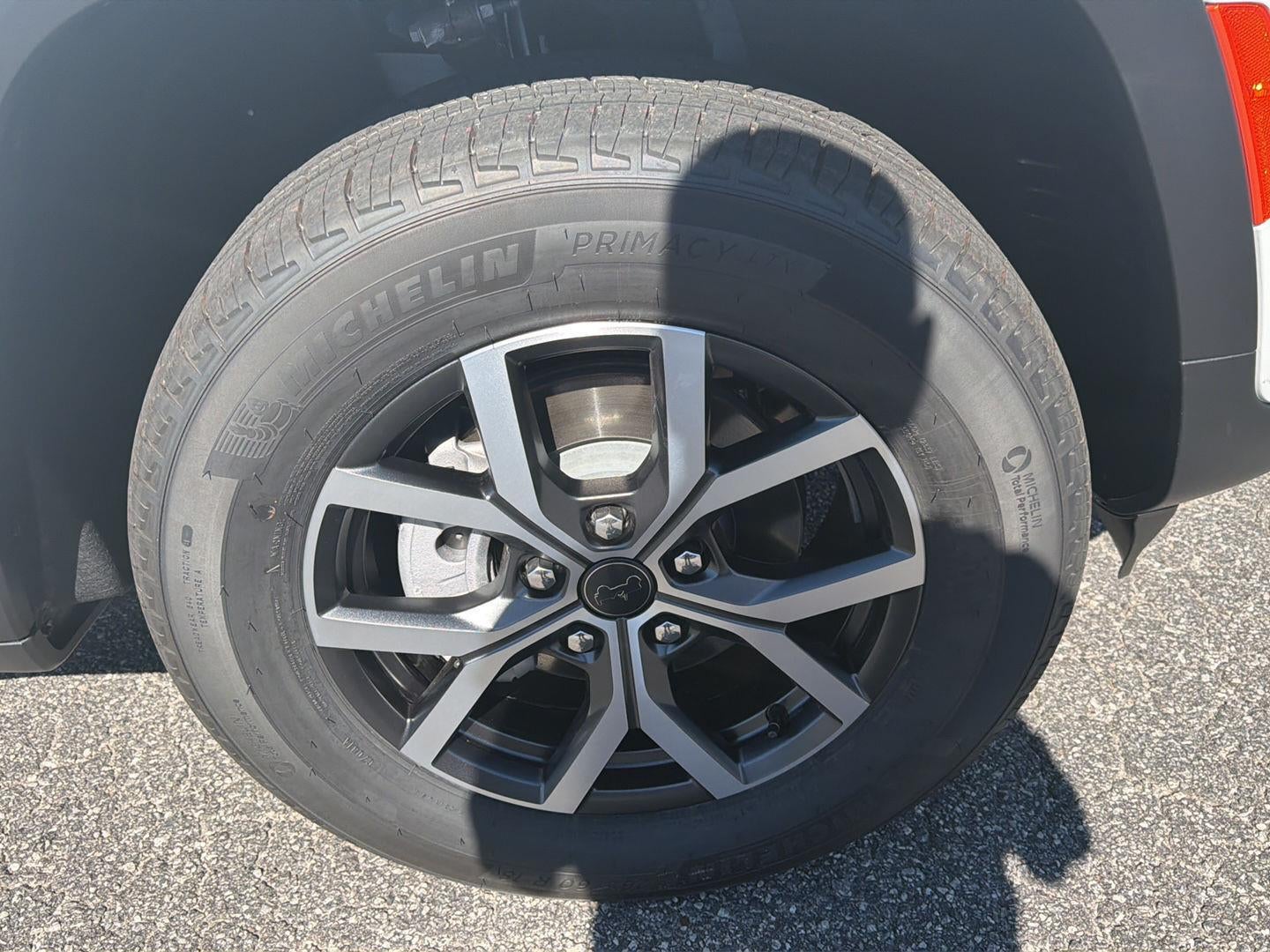 2027 Jeep Grand Cherokee GRAND CHEROKEE LAREDO X 4X4