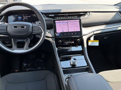 2027 Jeep Grand Cherokee GRAND CHEROKEE LAREDO X 4X4