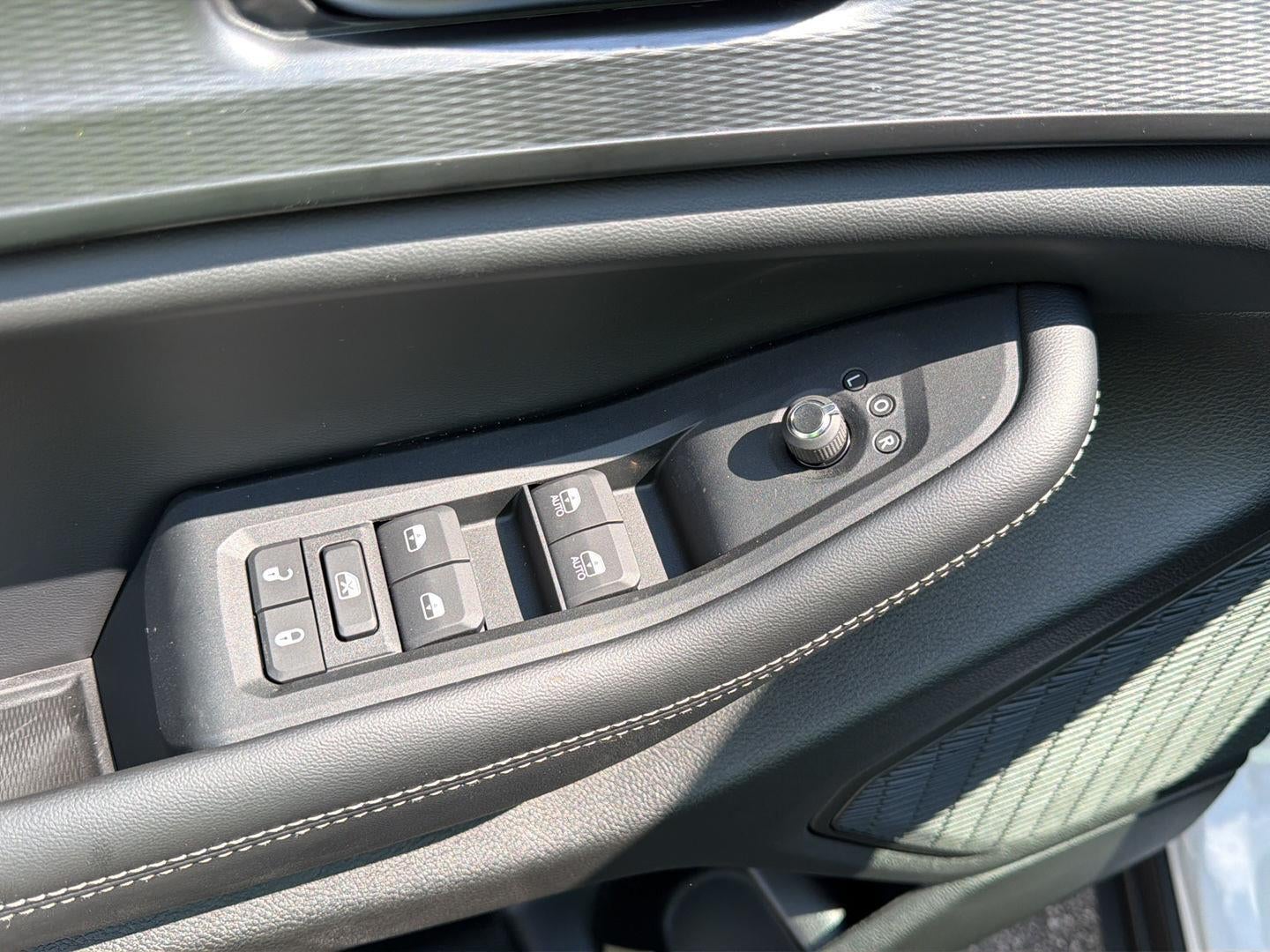 2027 Jeep Grand Cherokee GRAND CHEROKEE LAREDO X 4X4