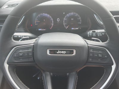 2027 Jeep Grand Cherokee GRAND CHEROKEE LAREDO X 4X4