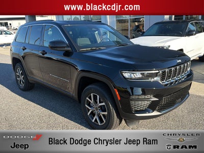 2027 Jeep Grand Cherokee GRAND CHEROKEE LAREDO X 4X4