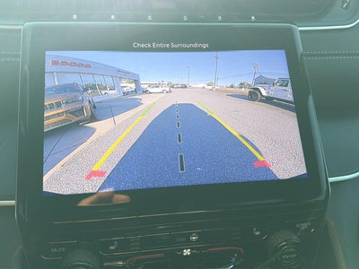 2027 Jeep Grand Cherokee GRAND CHEROKEE LAREDO X 4X4