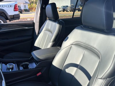 2027 Jeep Grand Cherokee GRAND CHEROKEE LIMITED 4X4