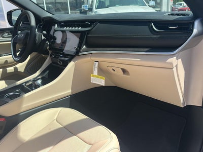 2026 Jeep Grand Cherokee h GRAND CHEROKEE LIMITED 4X4