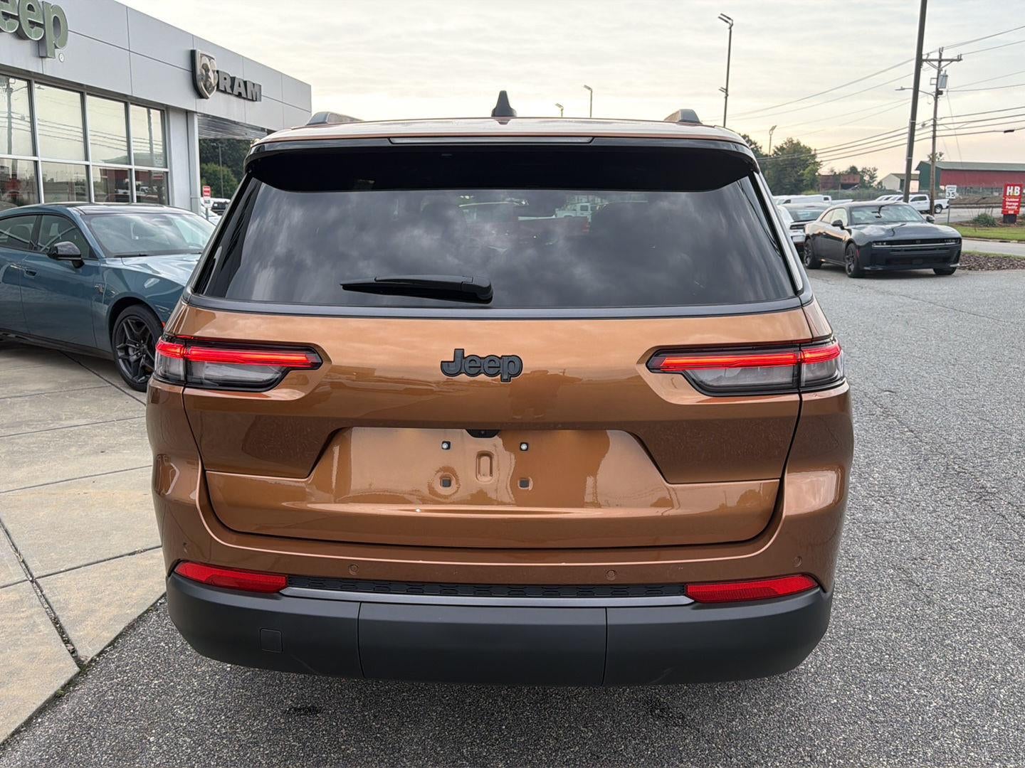 2026 Jeep Grand Cherokee GRAND CHEROKEE L LIMITED 4X2