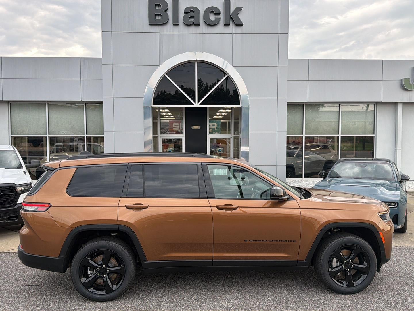 2026 Jeep Grand Cherokee GRAND CHEROKEE L LIMITED 4X2