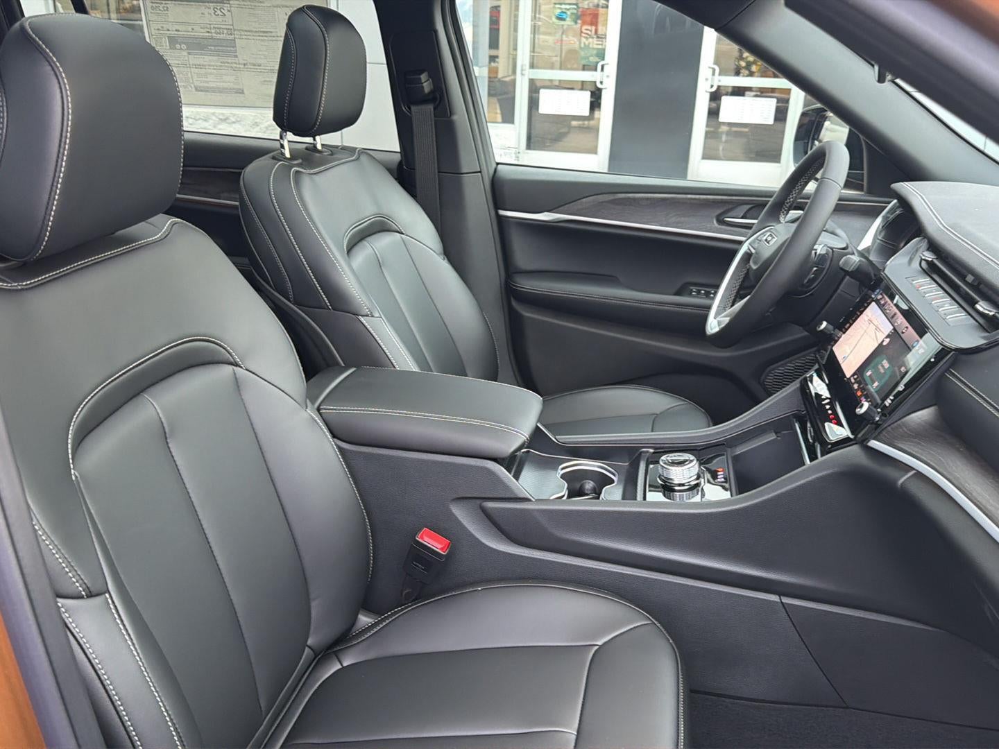 2026 Jeep Grand Cherokee GRAND CHEROKEE L LIMITED 4X2
