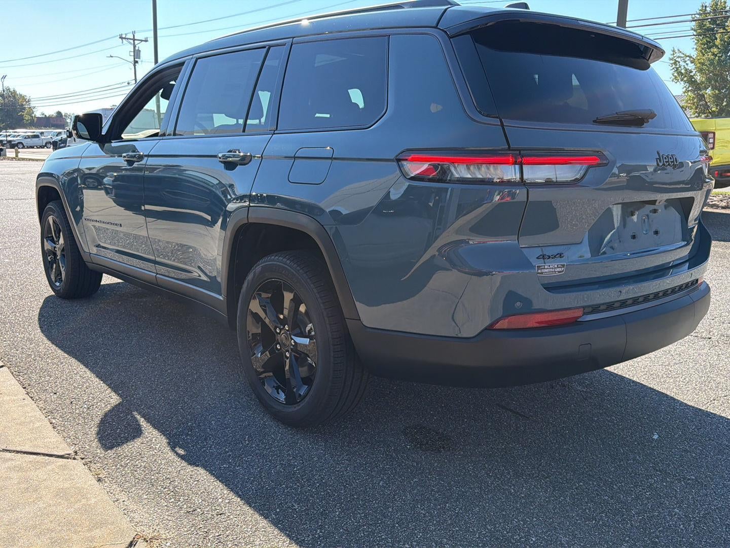 2027 Jeep Grand Cherokee GRAND CHEROKEE L LIMITED 4X4