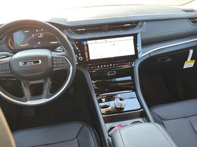 2027 Jeep Grand Cherokee GRAND CHEROKEE L LIMITED 4X4