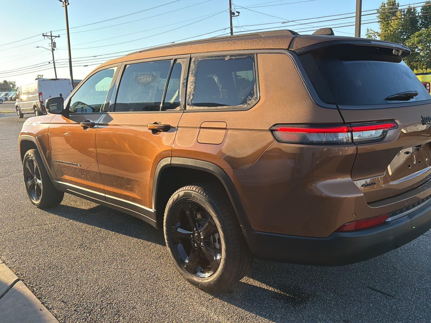 2027 Jeep Grand Cherokee GRAND CHEROKEE L LIMITED 4X4