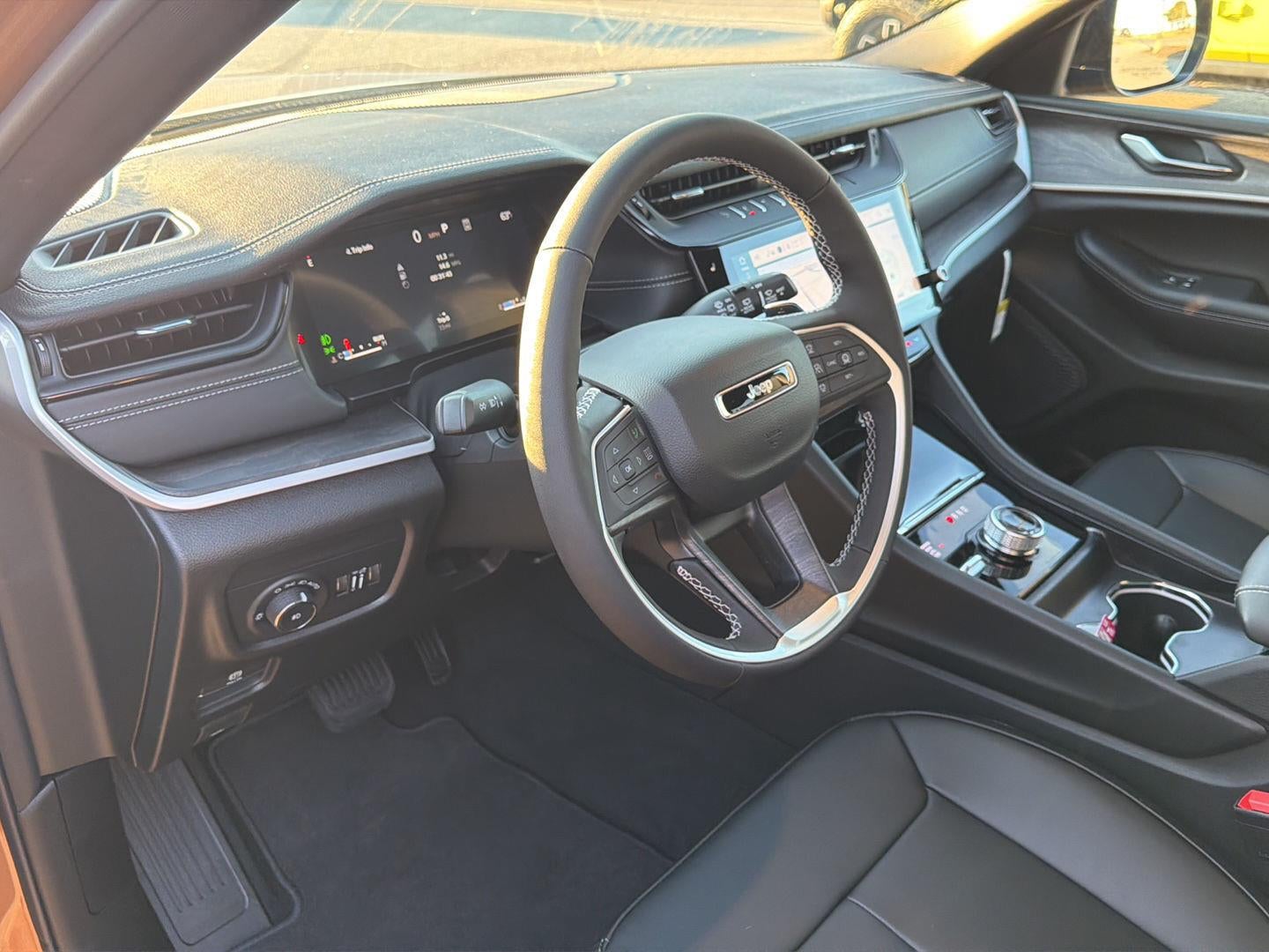 2027 Jeep Grand Cherokee GRAND CHEROKEE L LIMITED 4X4