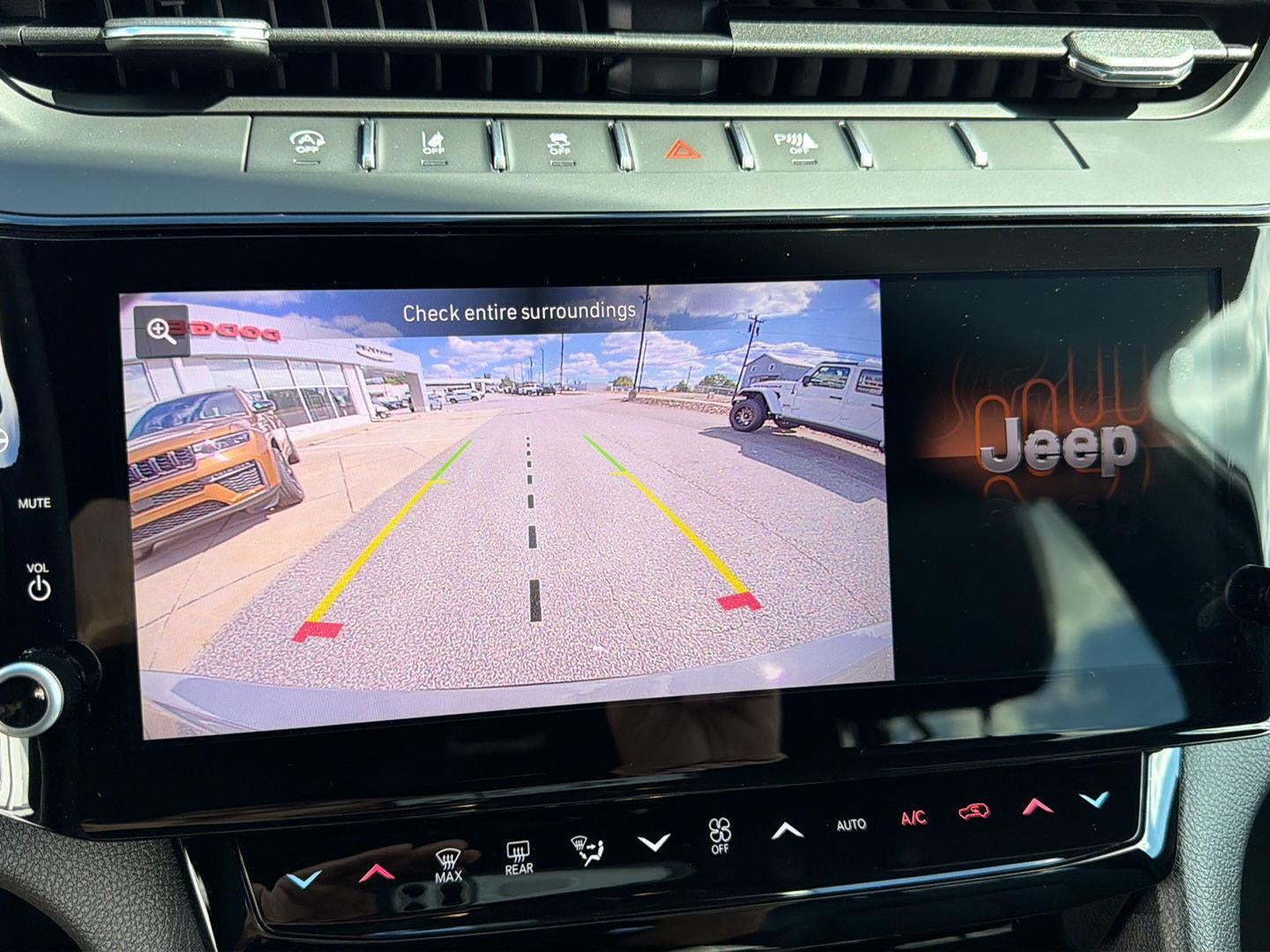 2027 Jeep Grand Cherokee GRAND CHEROKEE L LIMITED 4X4