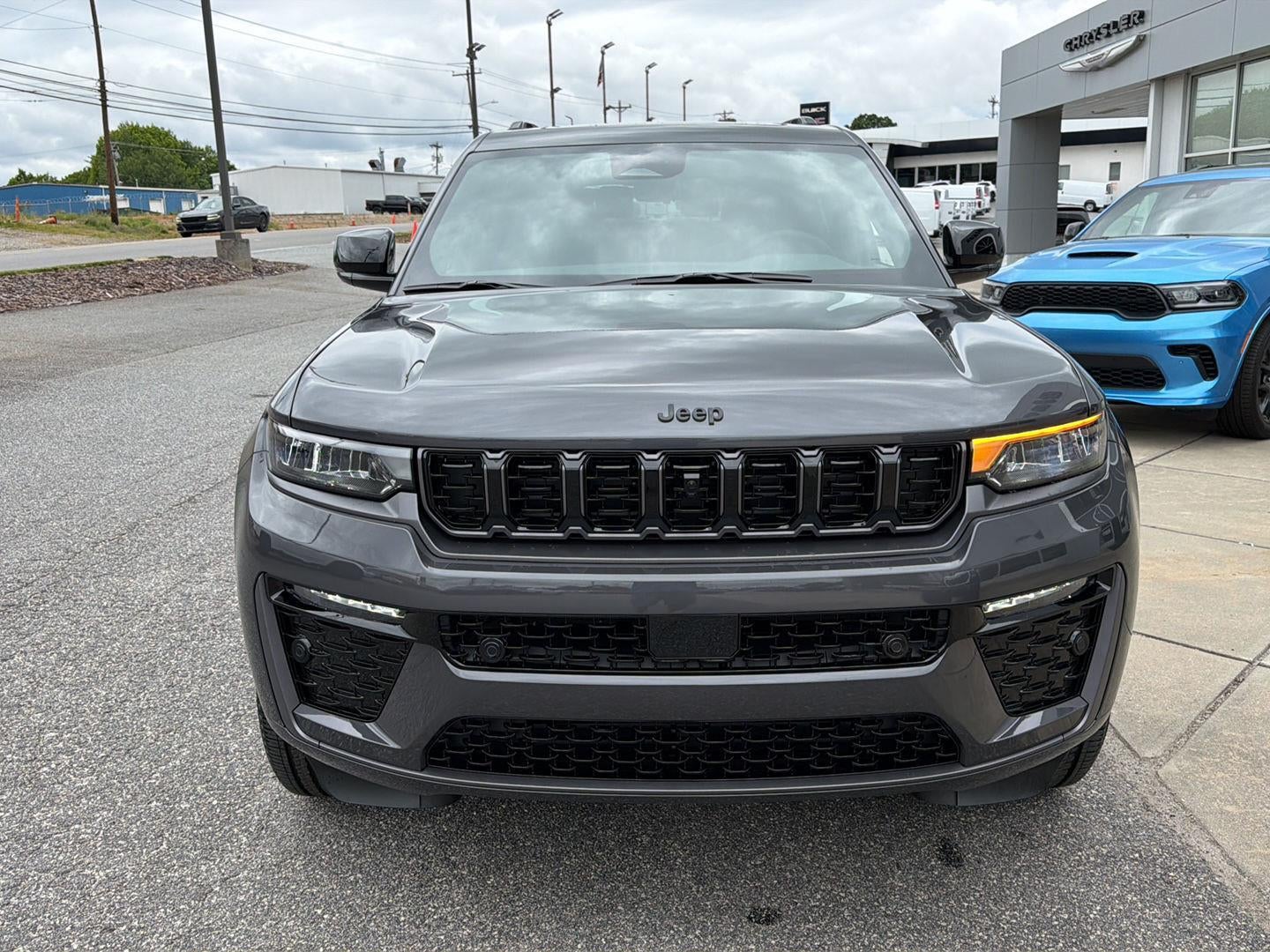 2026 Jeep Grand Cherokee GRAND CHEROKEE L LIMITED RESERVE 4X4