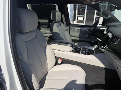 2027 Jeep Grand Wagoneer GRAND WAGONEER LONG WHEELBASE OVERLAND 4X4