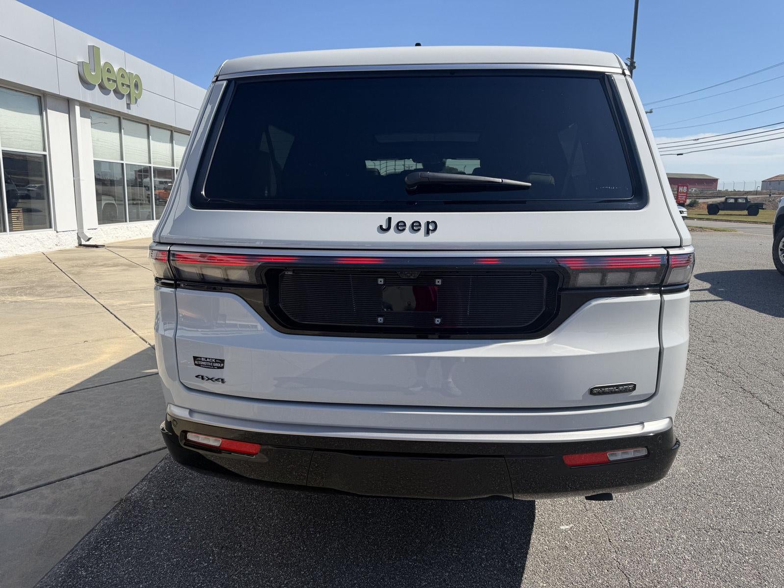 2027 Jeep Grand Wagoneer GRAND WAGONEER LONG WHEELBASE OVERLAND 4X4