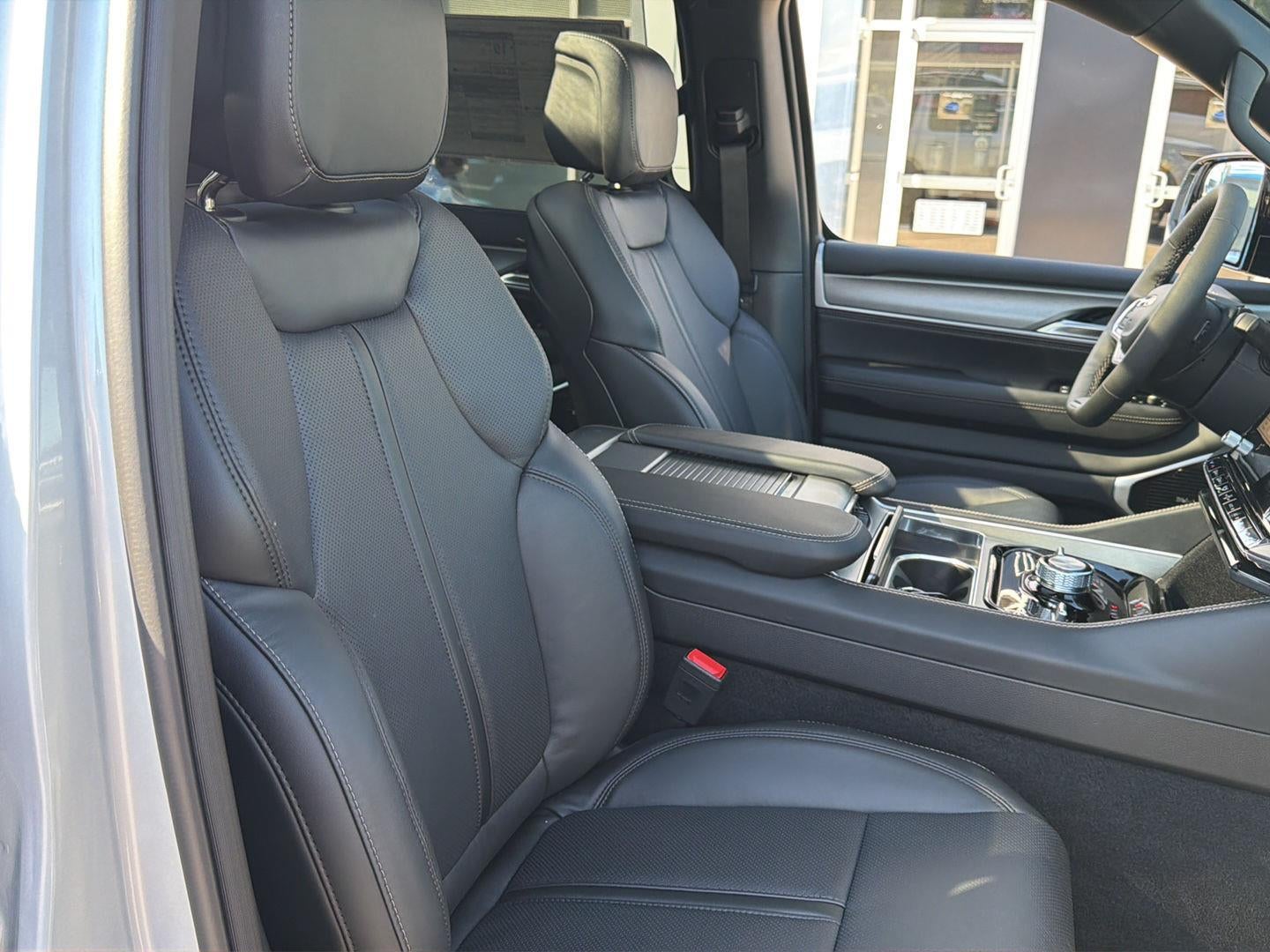 2026 Jeep Grand Wagoneer GRAND WAGONEER LIMITED RESERVE 4X4