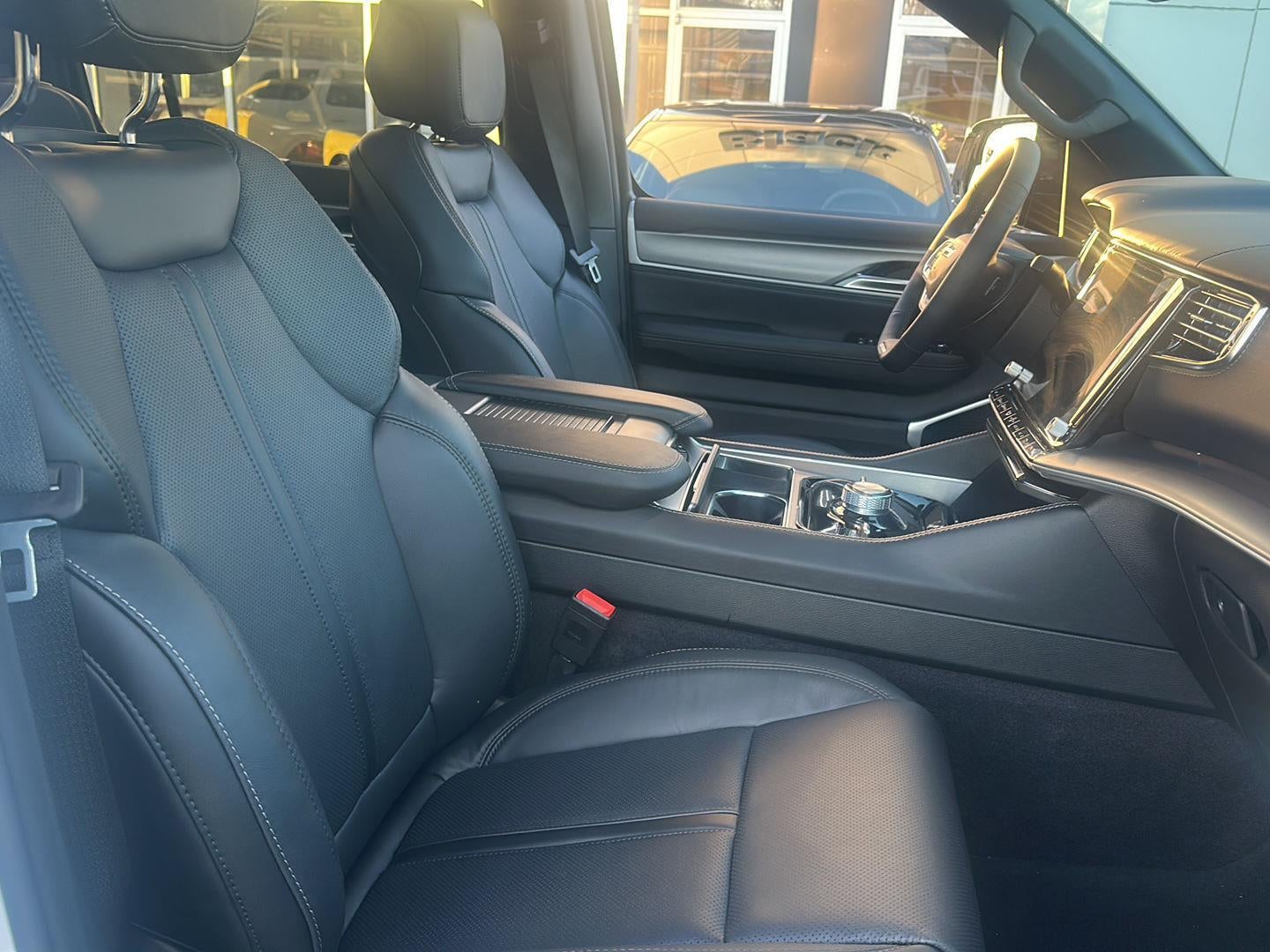 2026 Jeep Grand Wagoneer GRAND WAGONEER LIMITED RESERVE 4X4