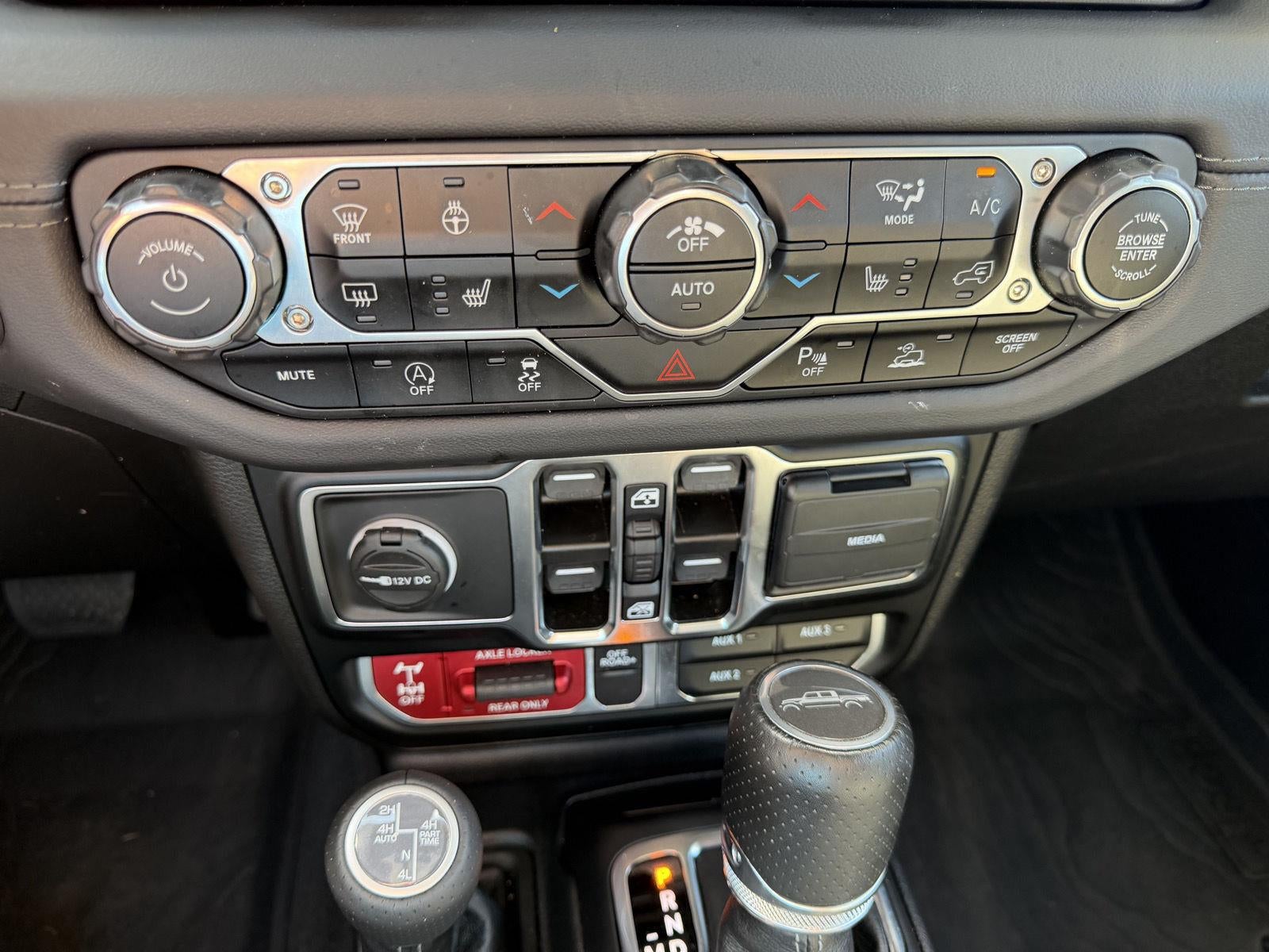 2024 Jeep Gladiator Mojave X