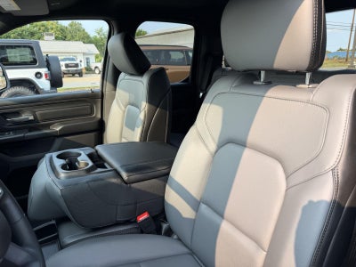 2026 RAM 1500 RAM 1500 TRADESMAN QUAD CAB 4X4 6'4' BOX