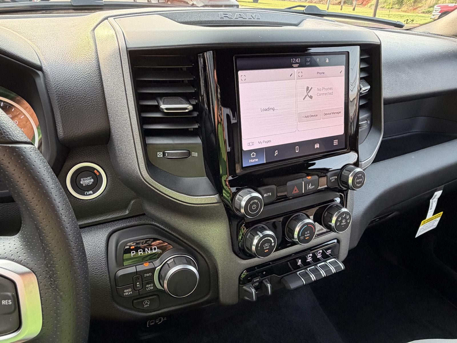 2026 RAM 1500 RAM 1500 TRADESMAN QUAD CAB 4X4 6'4' BOX