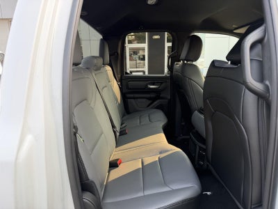 2026 RAM 1500 RAM 1500 TRADESMAN QUAD CAB 4X4 6'4' BOX