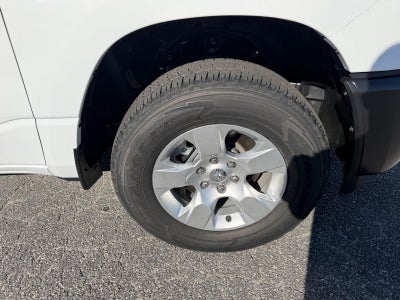 2027 RAM 1500 RAM 1500 TRADESMAN QUAD CAB 4X4 6'4' BOX
