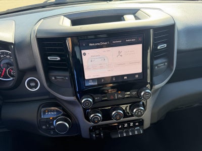 2027 RAM 1500 RAM 1500 TRADESMAN CREW CAB 4X4 5'7' BOX