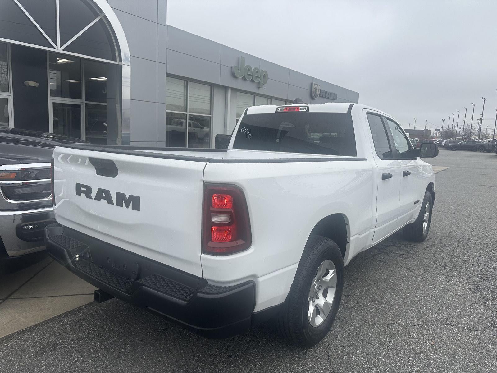 2026 RAM 1500 Tradesman Quad Cab 4x2 6'4' Box