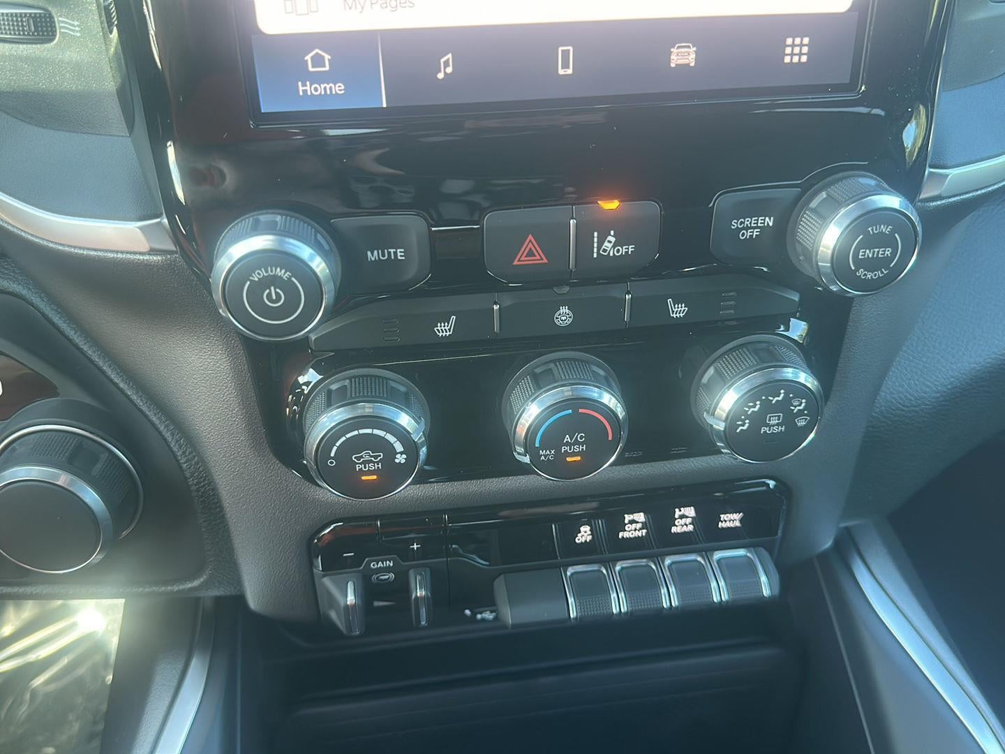 2026 RAM 1500 RAM 1500 BIG HORN CREW CAB 4X4 5'7' BOX