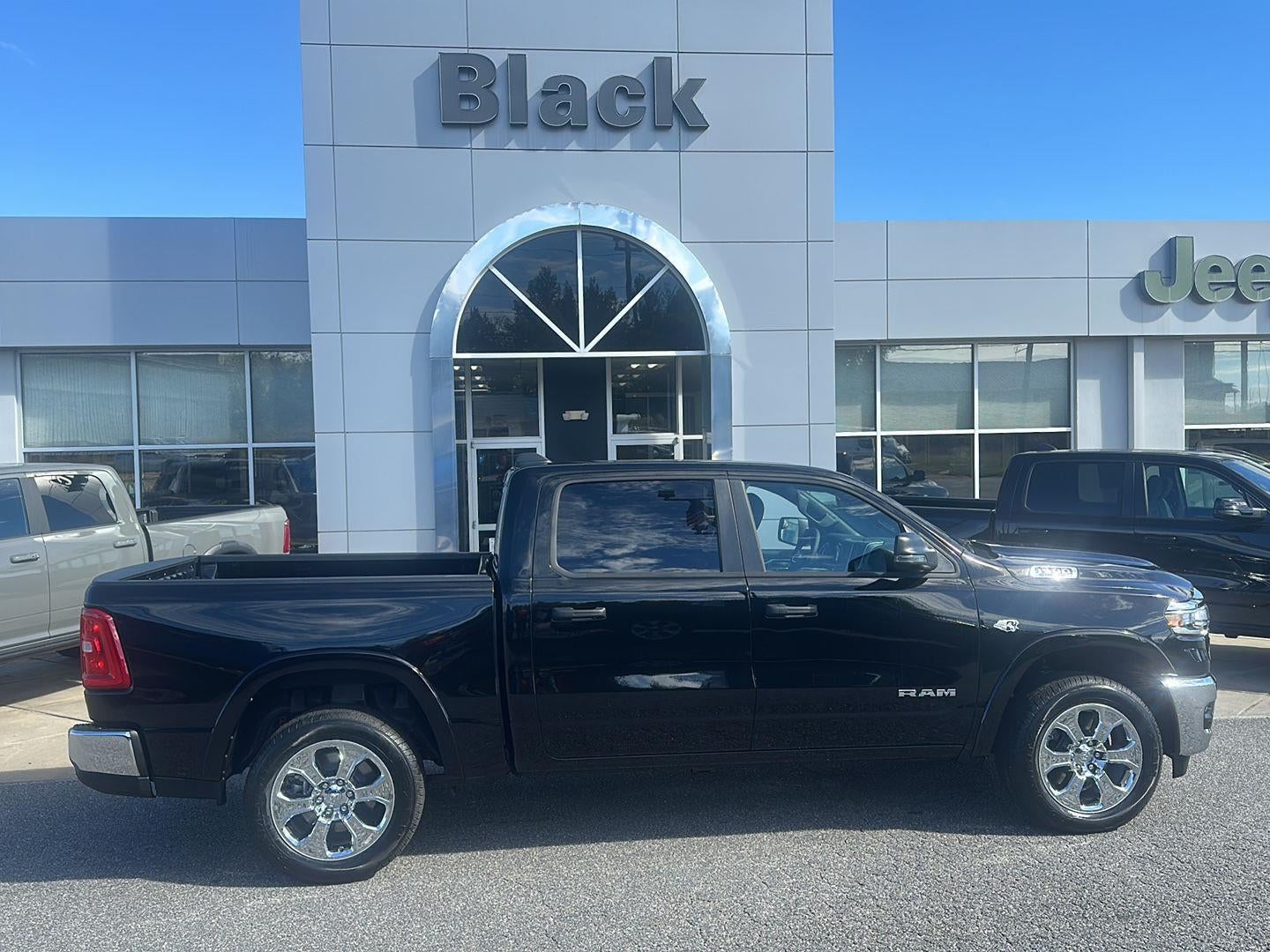 2026 RAM 1500 RAM 1500 BIG HORN CREW CAB 4X4 5'7' BOX