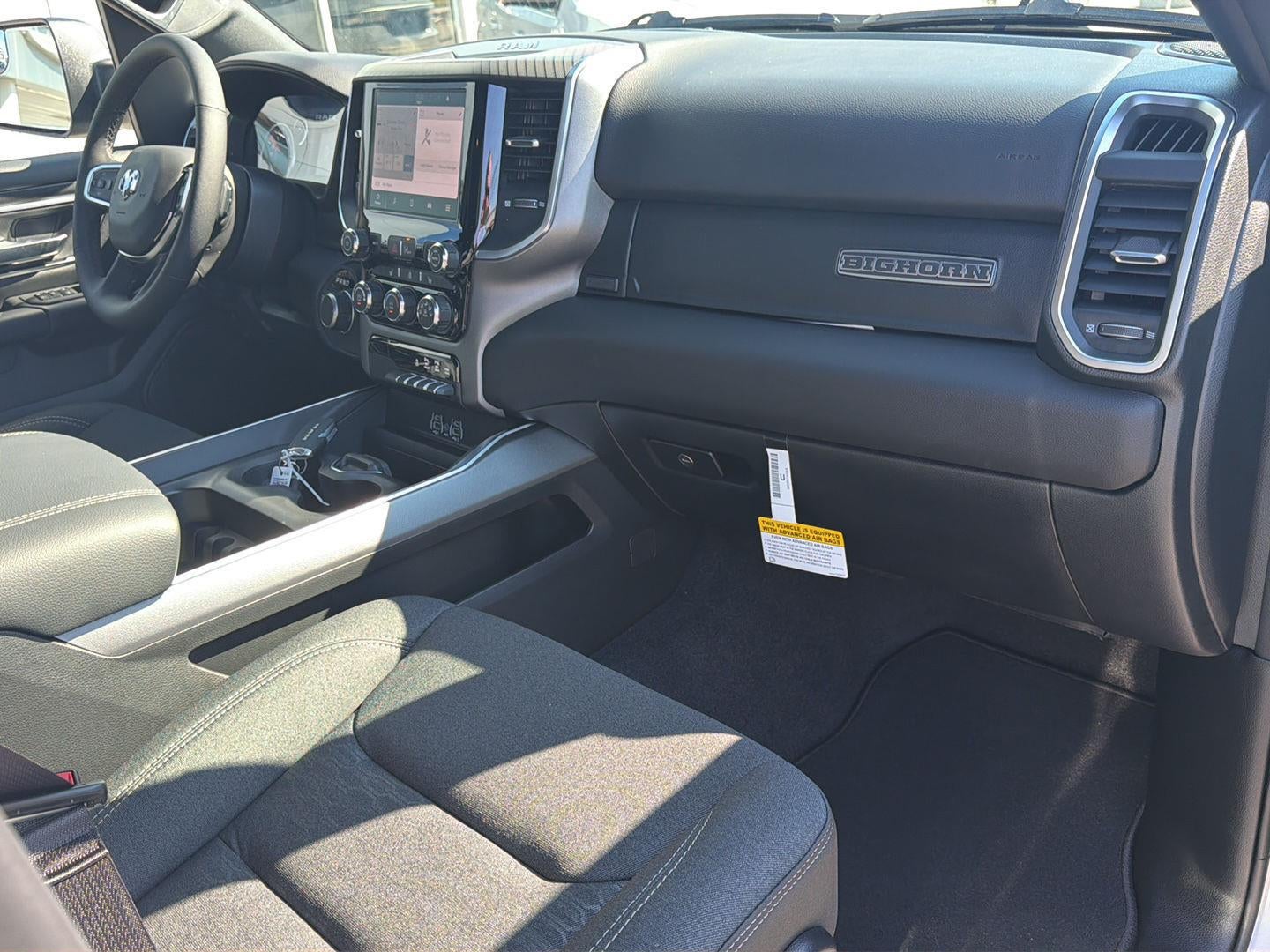 2027 RAM 1500 RAM 1500 BIG HORN CREW CAB 4X4 5'7' BOX