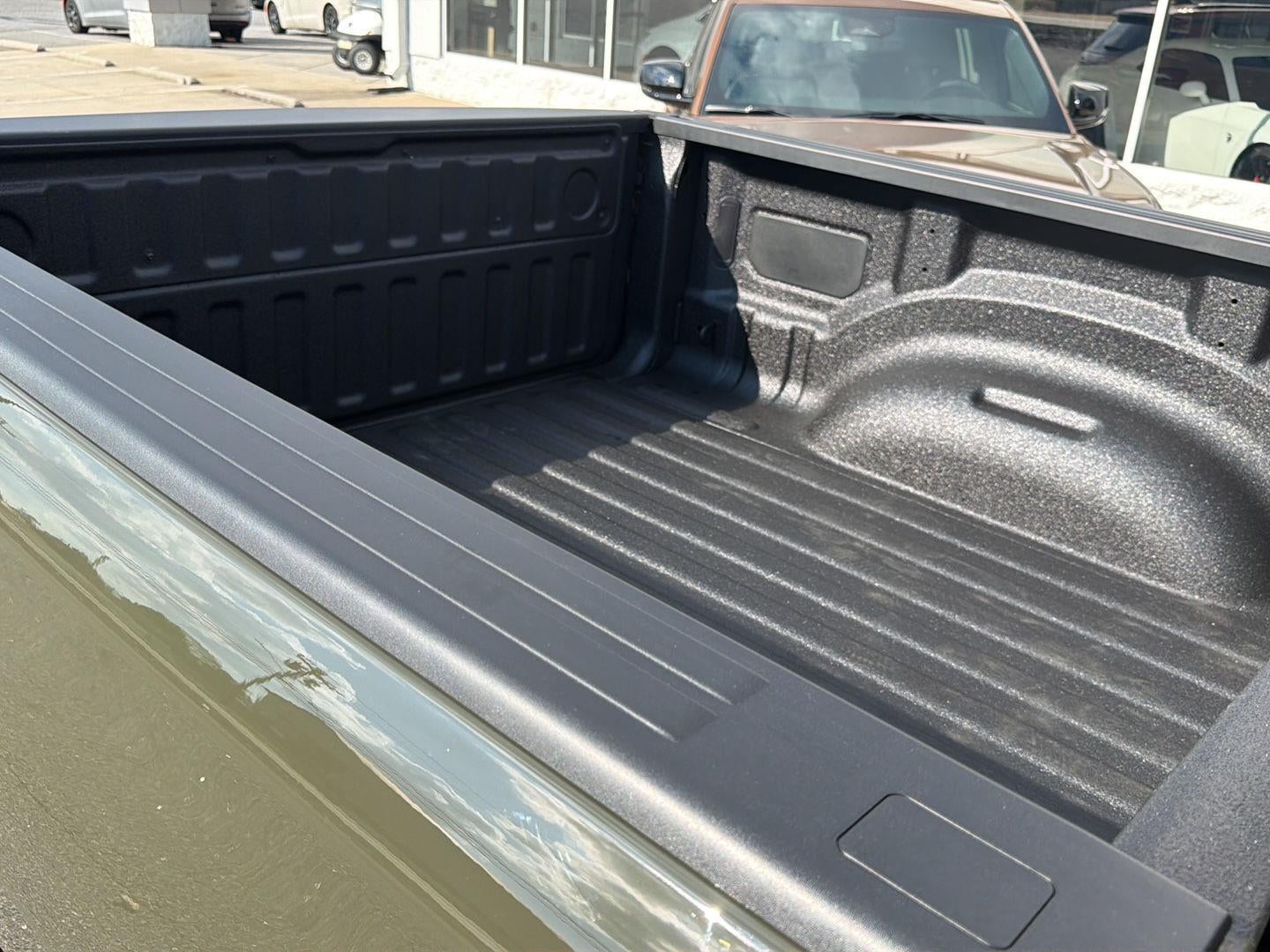 2027 RAM 1500 RAM 1500 EXPRESS CREW CAB 4X4 5'7' BOX
